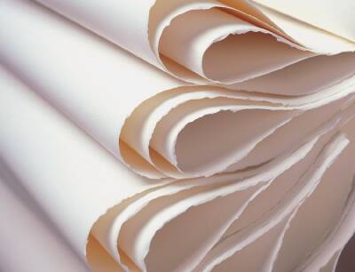 Fabriano Artistico Watercolor Paper Traditional White Hot Pressed 640 Gr 56x76 cm (1)