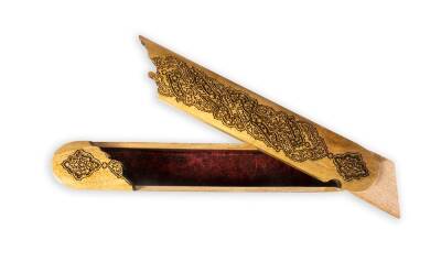 Iroko Wood Wooden Pencil Holder - 4