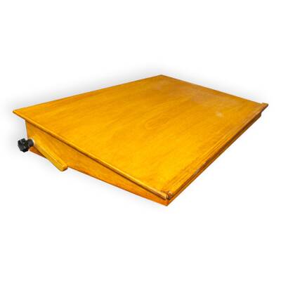 Karin Hattat Chest 40x60 cm