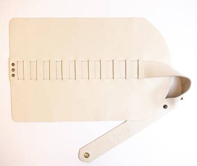 Karin Roll Leather Pen Holder White 10 Pieces - 1