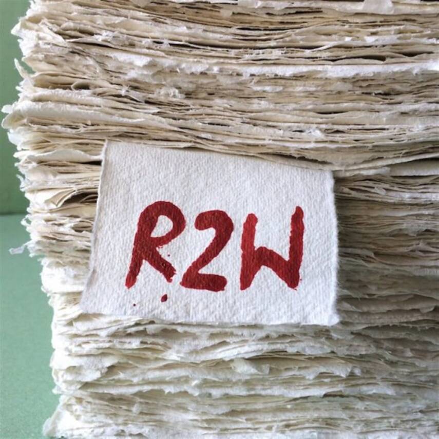 Khadi Handmade Paper 320 gsm 56x76 cm Rough White - 1