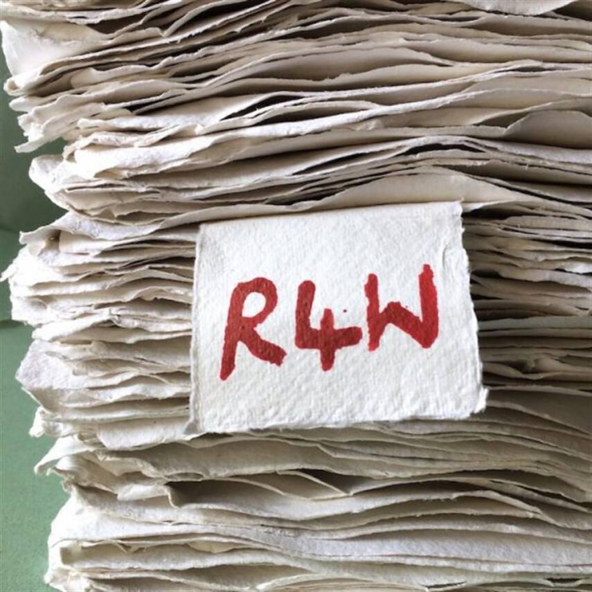 Khadi Handmade Paper 640 gsm 56x76 cm Rough White - 2