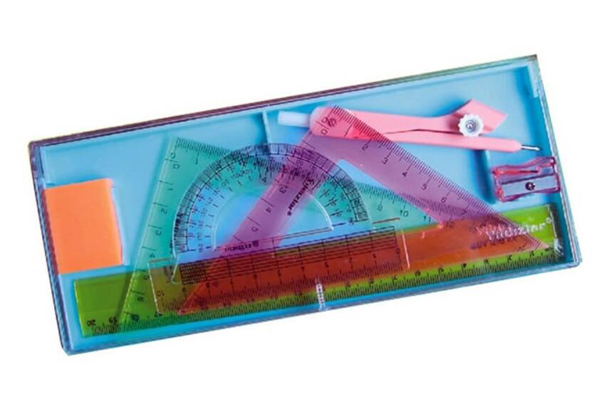 Stars Code: 101 Plastic Boxed Drawing Set - 1